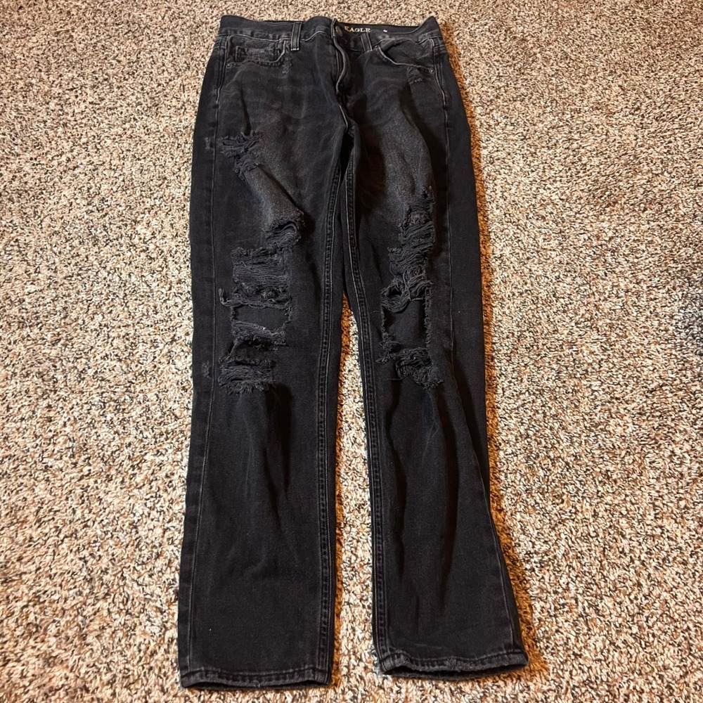 American Eagle Mom Jeans Black Distressed Ripped Denim Womens Size 4 Regular‎